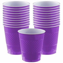 Vasos desechables morados